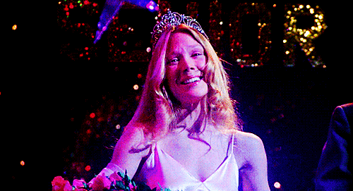 gif-carrie